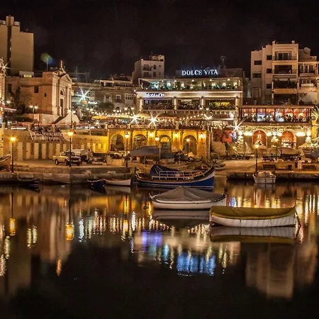 Urban Elegance 1br Gem In Gziras Hotspot * Gzira