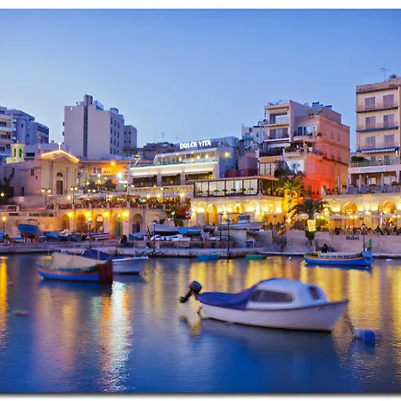 Urban Elegance 1br Gem In Gziras Hotspot Appartement *